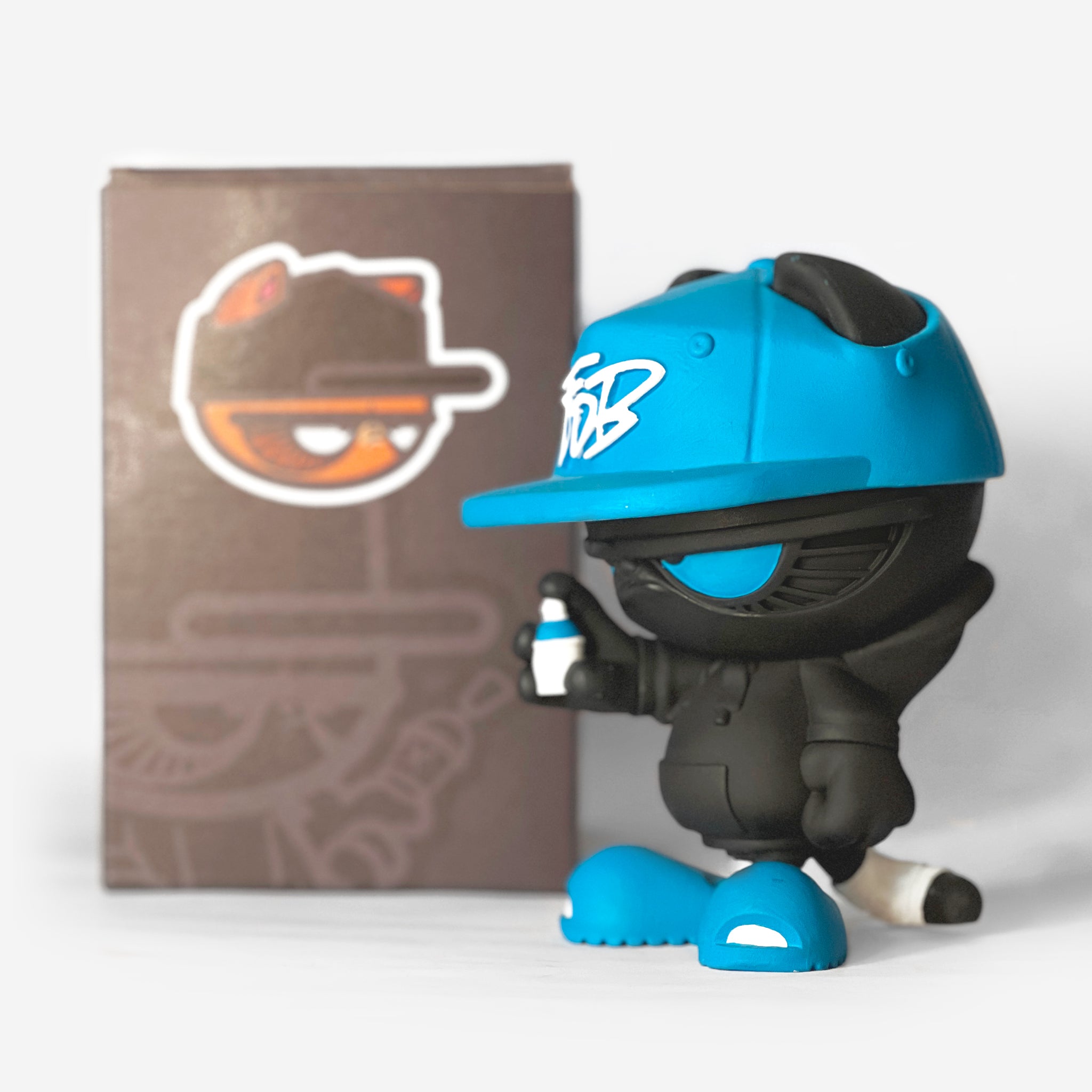 Art Toy Meeh ft. Fuego de Barrio (Azul)